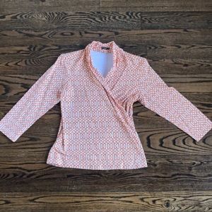 Long sleeve knit top with trellis pattern